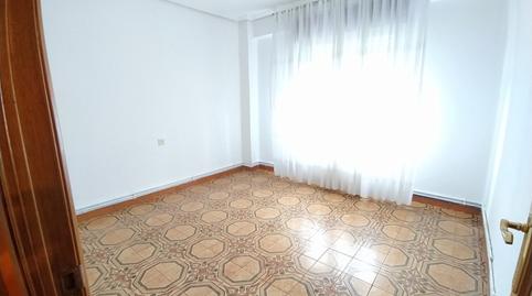 Foto 3 de Piso en venta en Versalles, Avilés