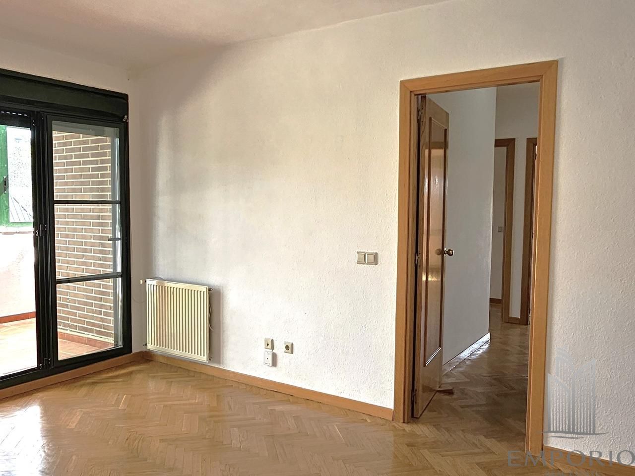 Attic to rent in Río Navia, 4, Villalba Pueblo