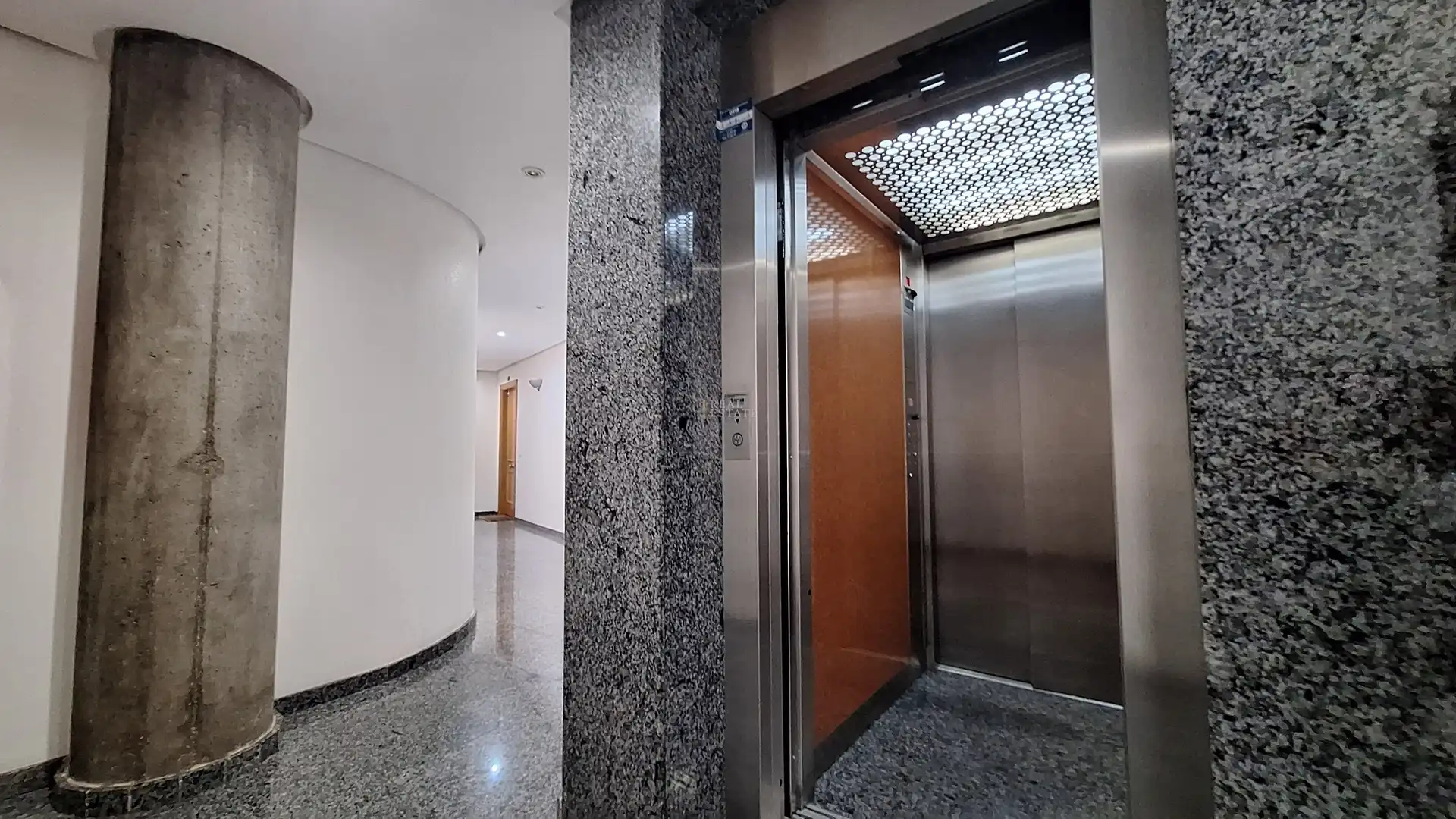 Piso en venta en Calle Misionera Fuensanta Bernal, Centro