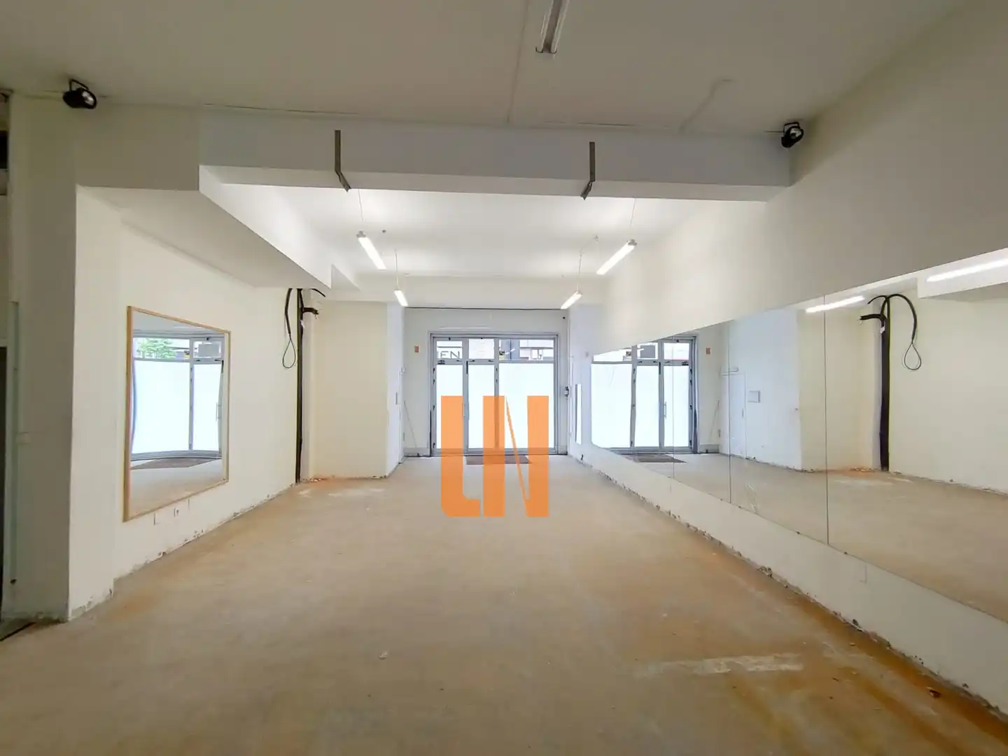 Local en venta en Centro - Juan Flórez - Plaza Pontevedra