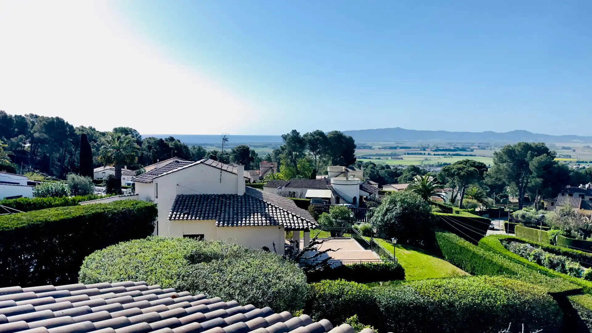 Vista exterior de Casa o chalet en venta en L'Estartit con Aire acondicionado, Calefacción y Jardín privado