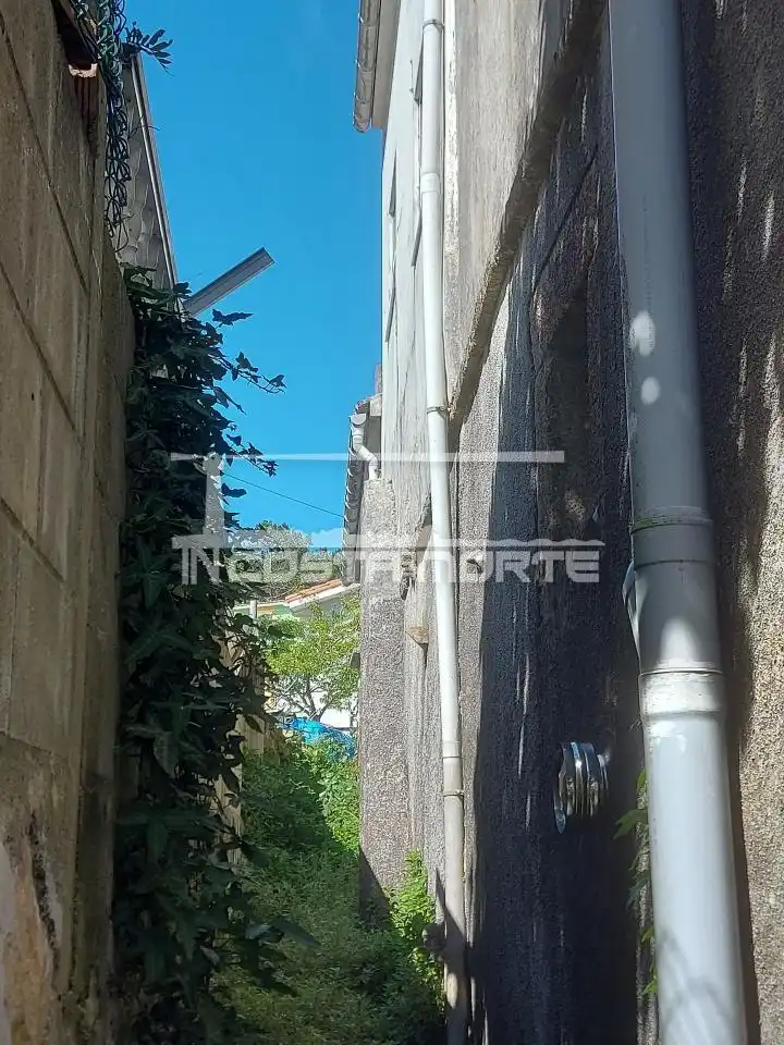 Vista exterior de Casa adosada en venta en Camariñas con Trastero y Amueblado