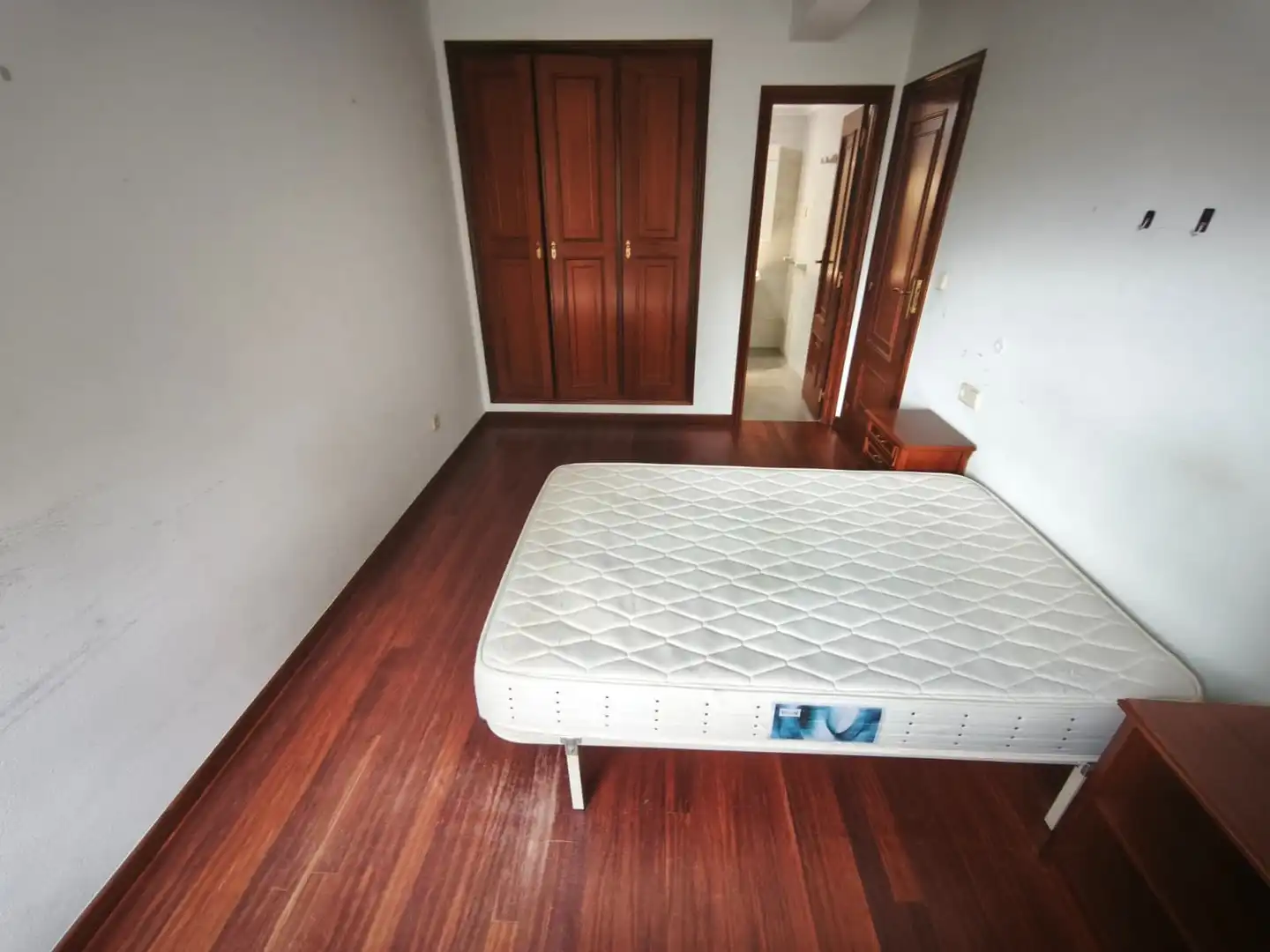 Habitación de Piso en venta en Vigo  con Amueblado