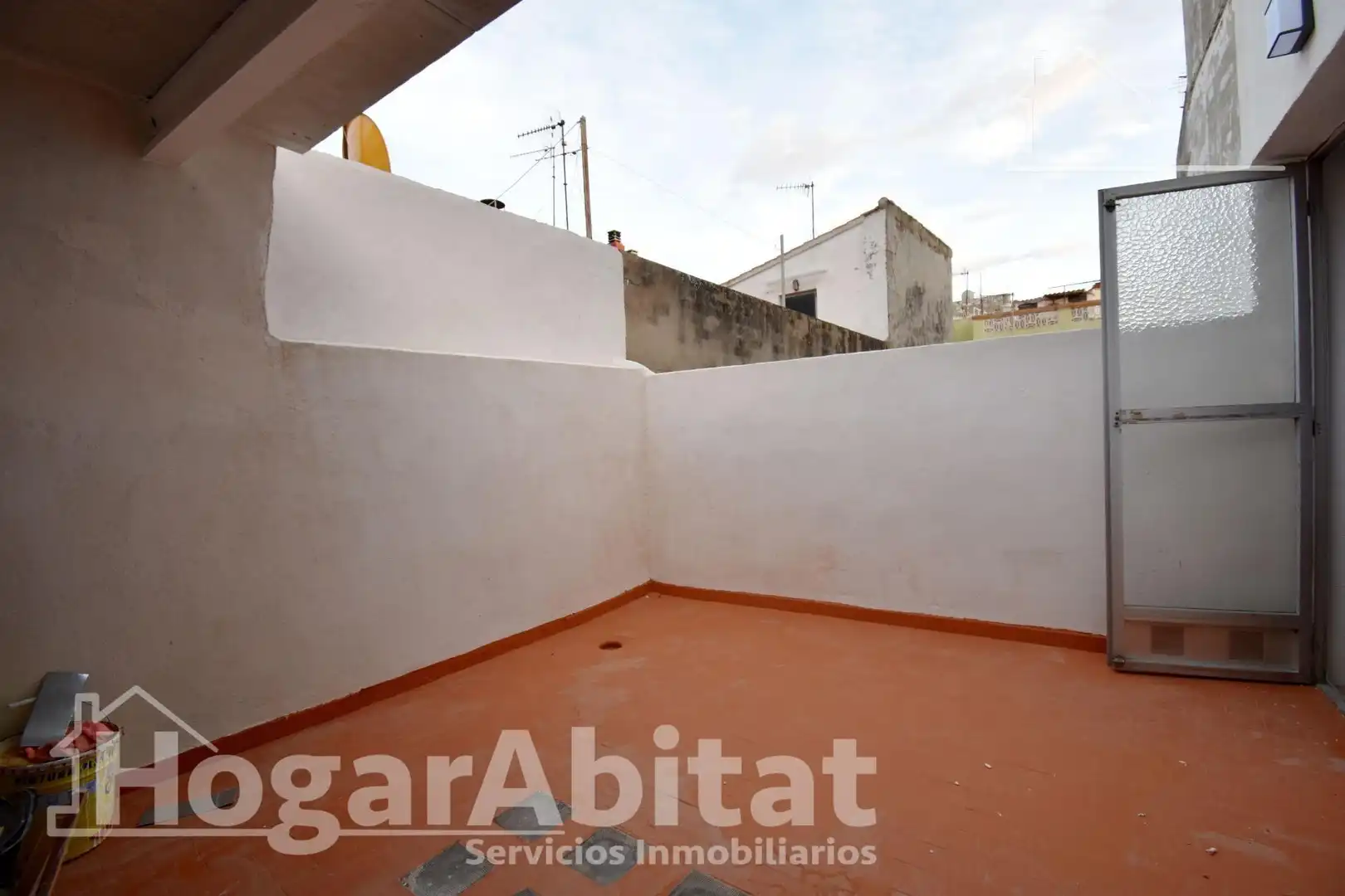 Vista exterior de Piso en venta en Tavernes de la Valldigna