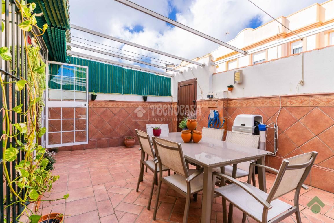 Terrassa de Casa adosada en venda en Puerto Real amb Terrassa