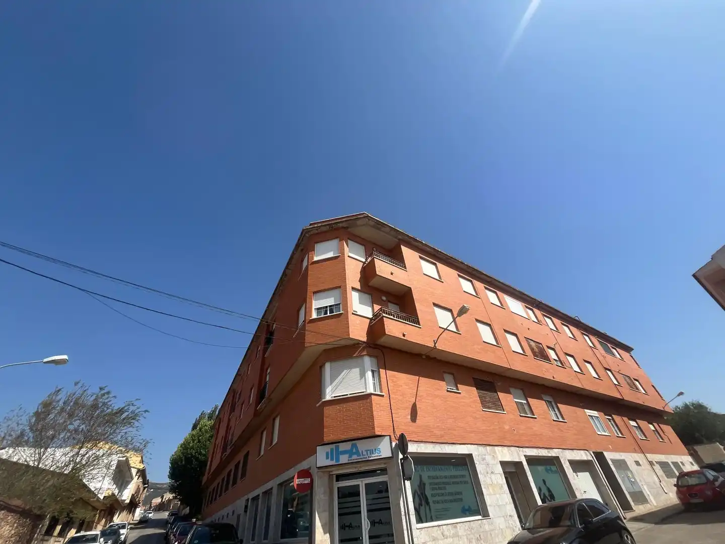 Vista exterior de Planta baja en venta en Villarrubia de los Ojos con Calefacción, Terraza y Amueblado