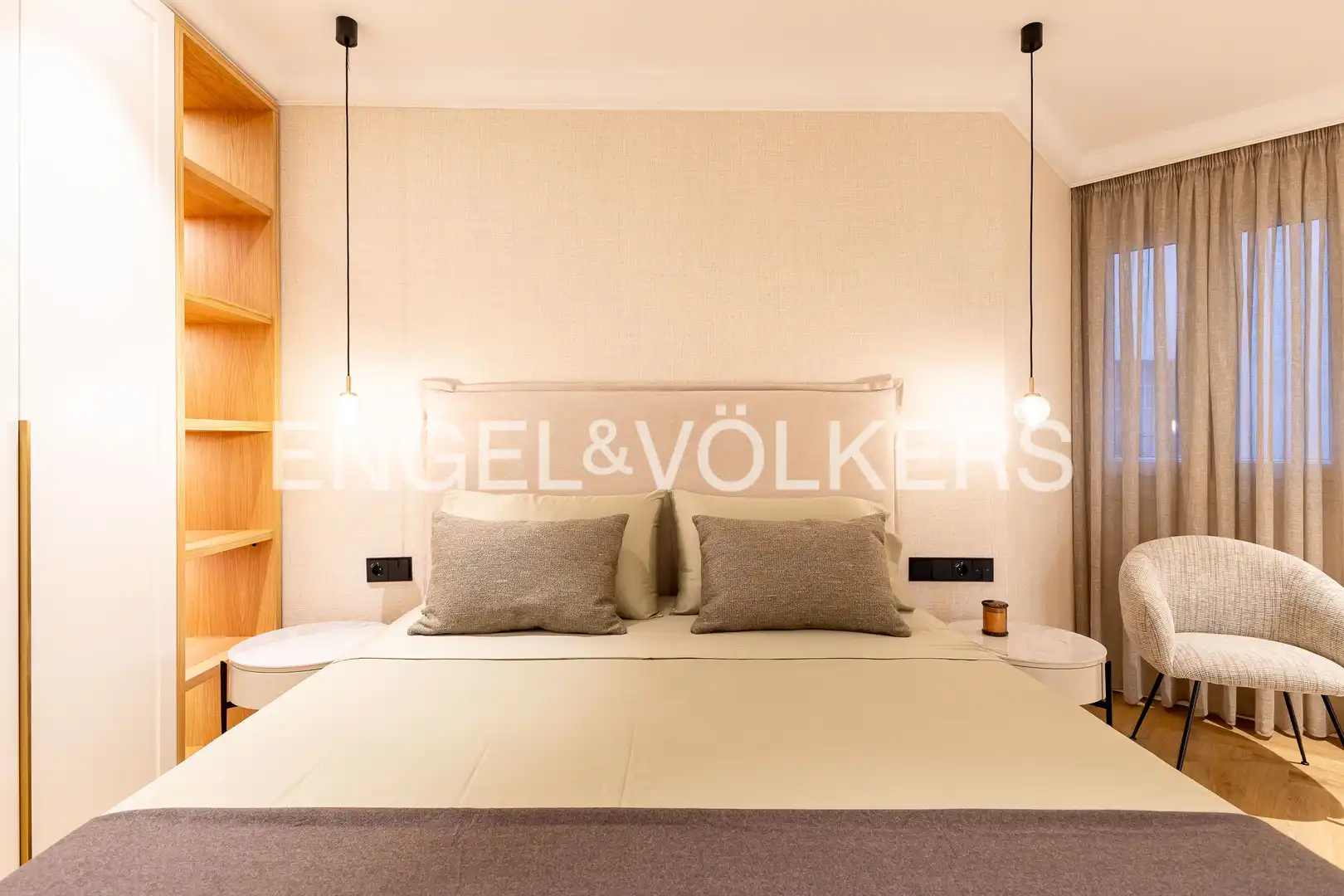 Schlafzimmer von Wohnung zum Verkauf in Madrid mit Klimaanlage, Heizung und Möbliert