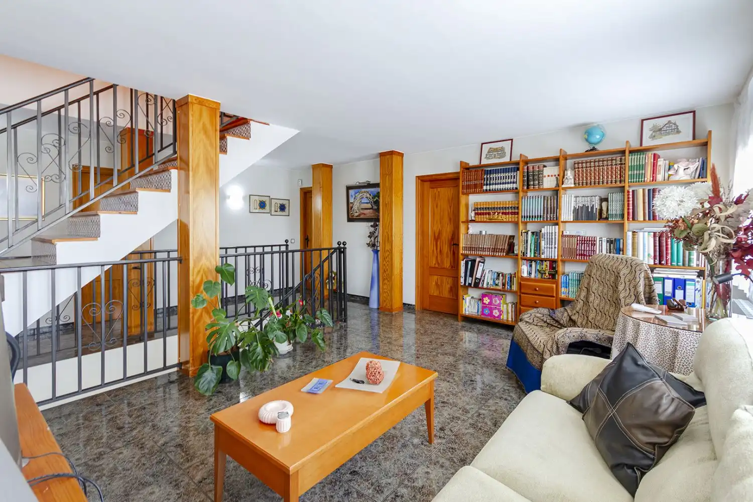 Living room of Houses for sale in Sant Martí Sarroca  with Air Conditioner, Heating and Terrace