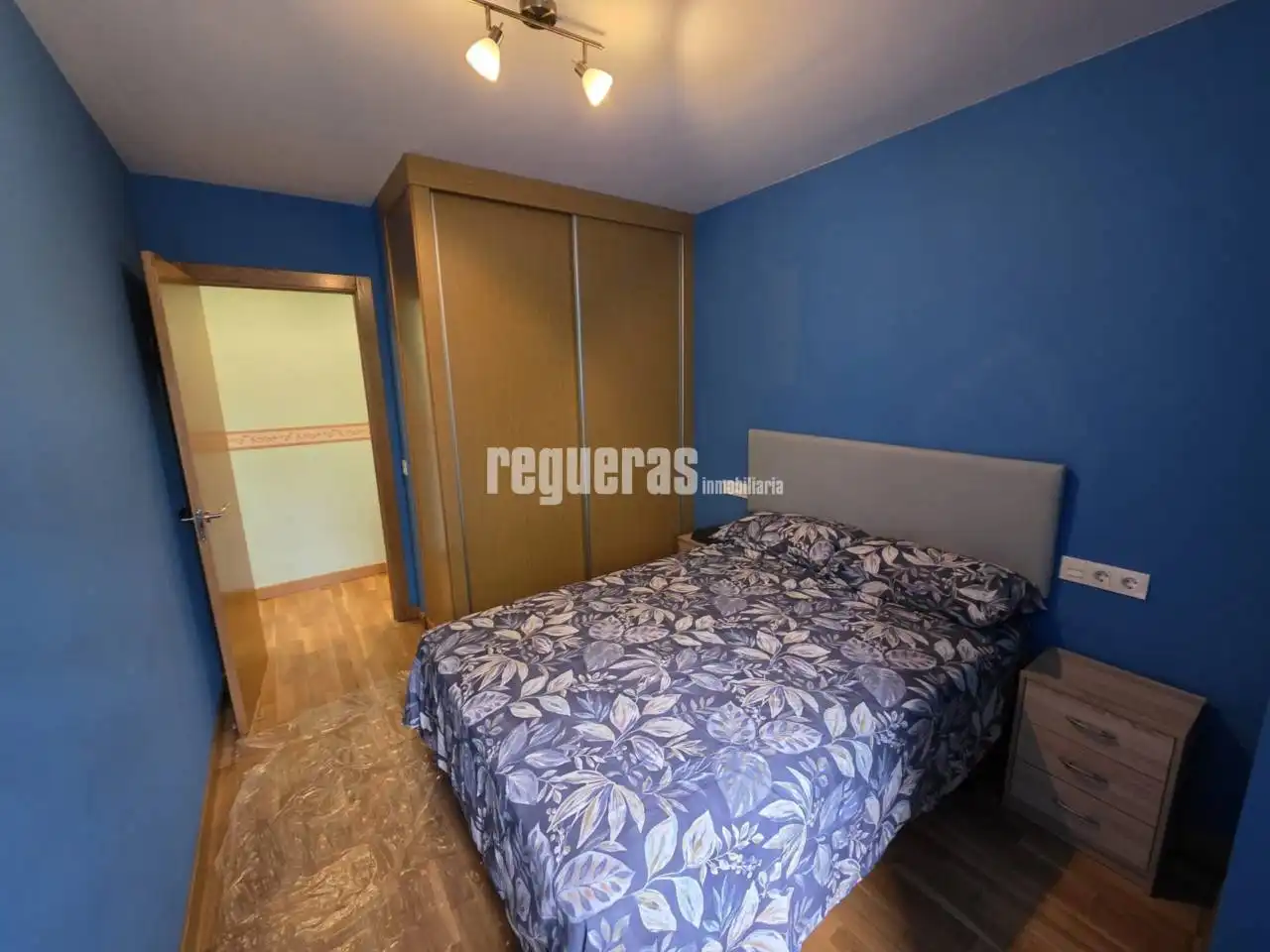 Bedroom of Apartments for sale in Avilés  with Heating, Storage room and Furnished