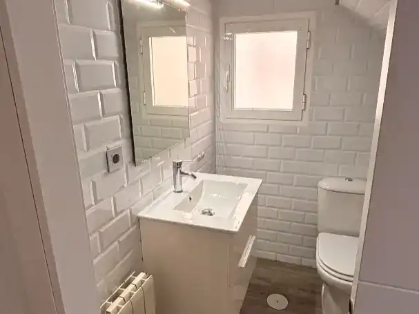 Badezimmer von Maisonette zum Verkauf in Badajoz mit Klimaanlage, Parkett und Abstellraum