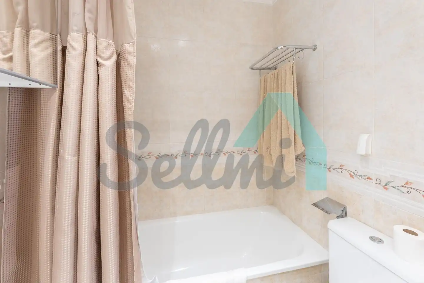 Bathroom of Flat for rent in Centro - Casco Histórico