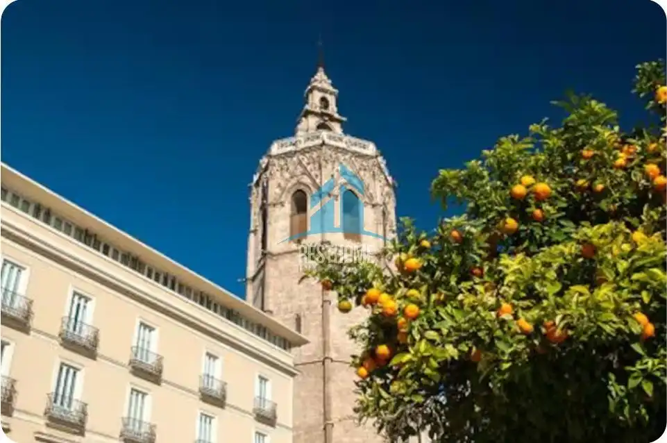 Exterior view of Houses for sale in Valencia  with Air Conditioner, Terrace and Furnished