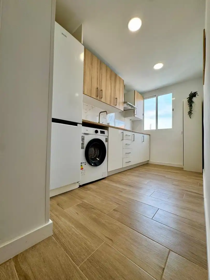 Cocina de Piso en venta en Benidorm con Calefacción, Amueblado y Balcón