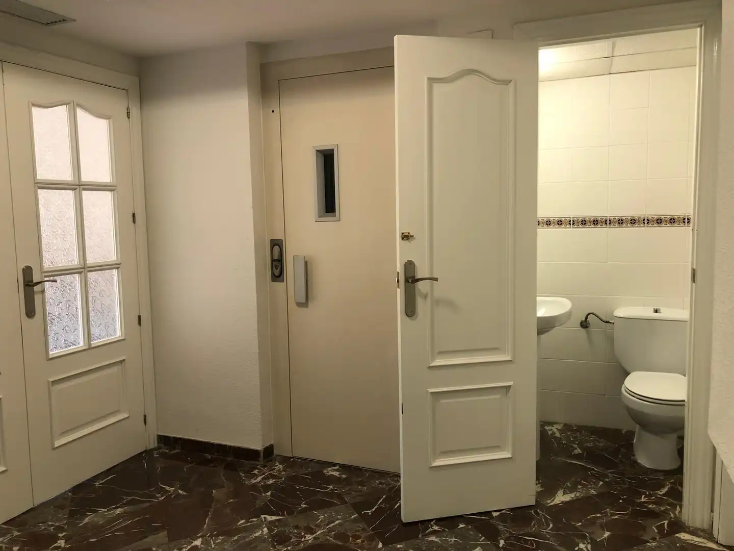 Casa o xalet en venda en Jaén amb Terrassa, Traster i Balcó
