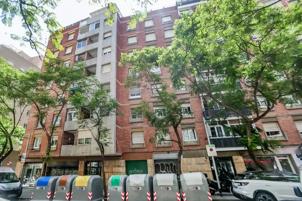 Vista exterior de Pis en venda en Barcelona