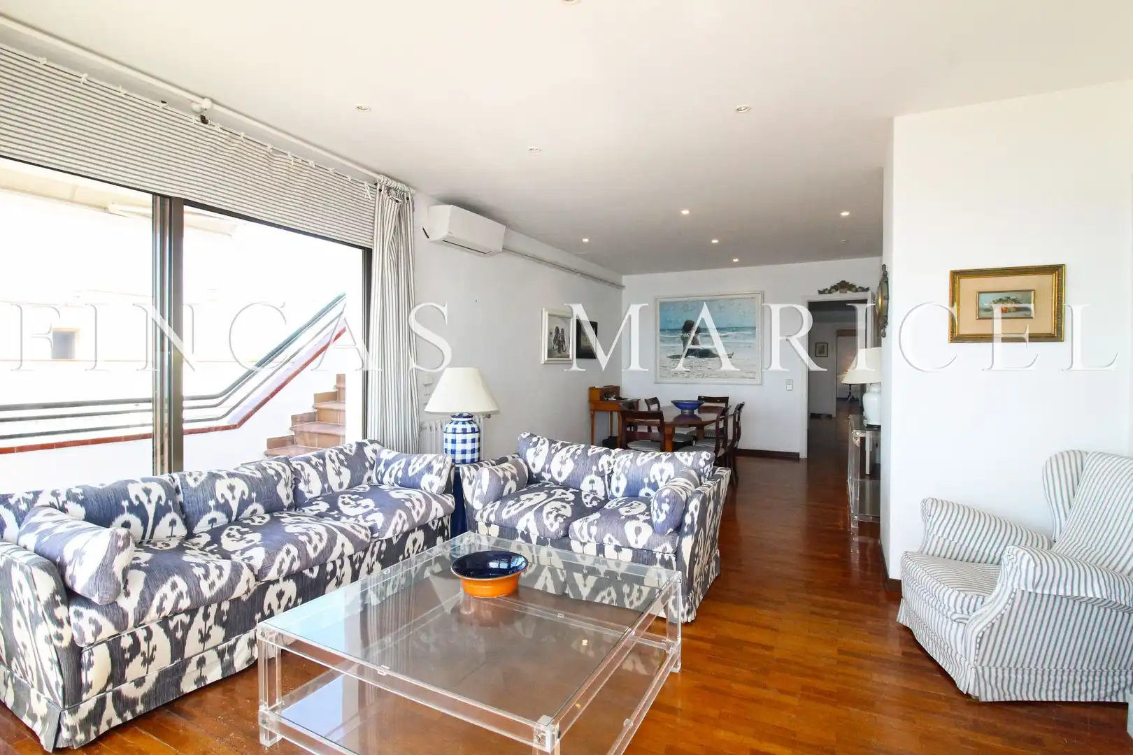 Sala de estar de Ático de alquiler en Sitges con Aire acondicionado, Calefacción y Terraza