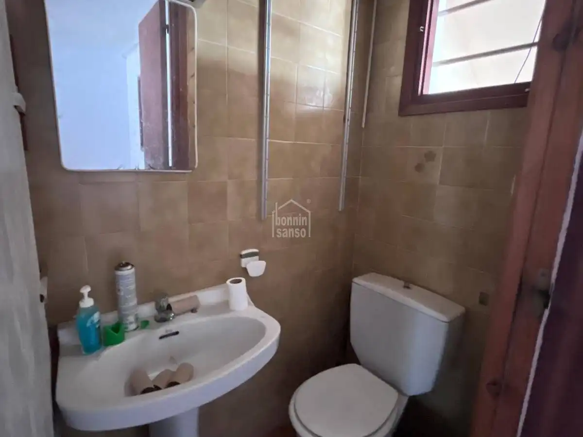 Badezimmer von Geschaftsraum zum Verkauf in Alaior mit Terrasse