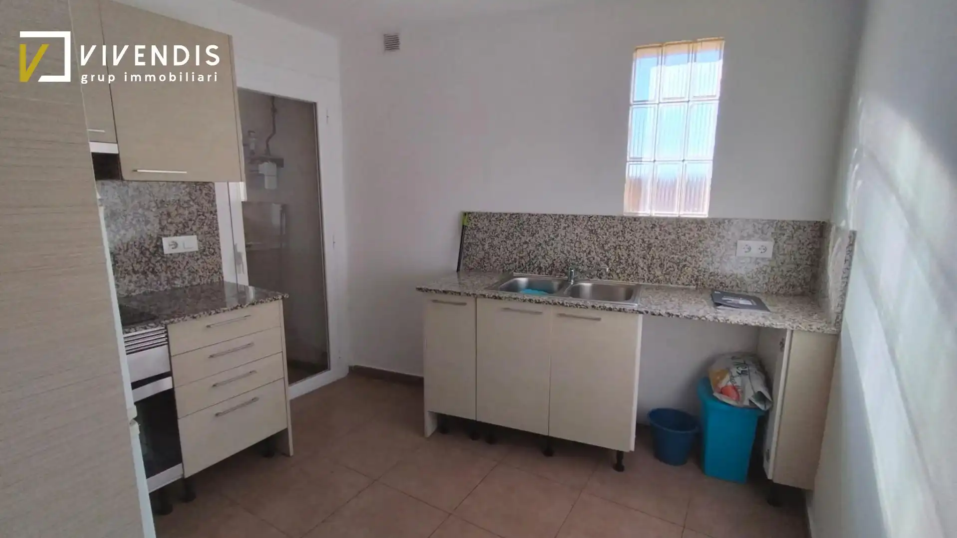 Kitchen of Buildings for sale in Linyola