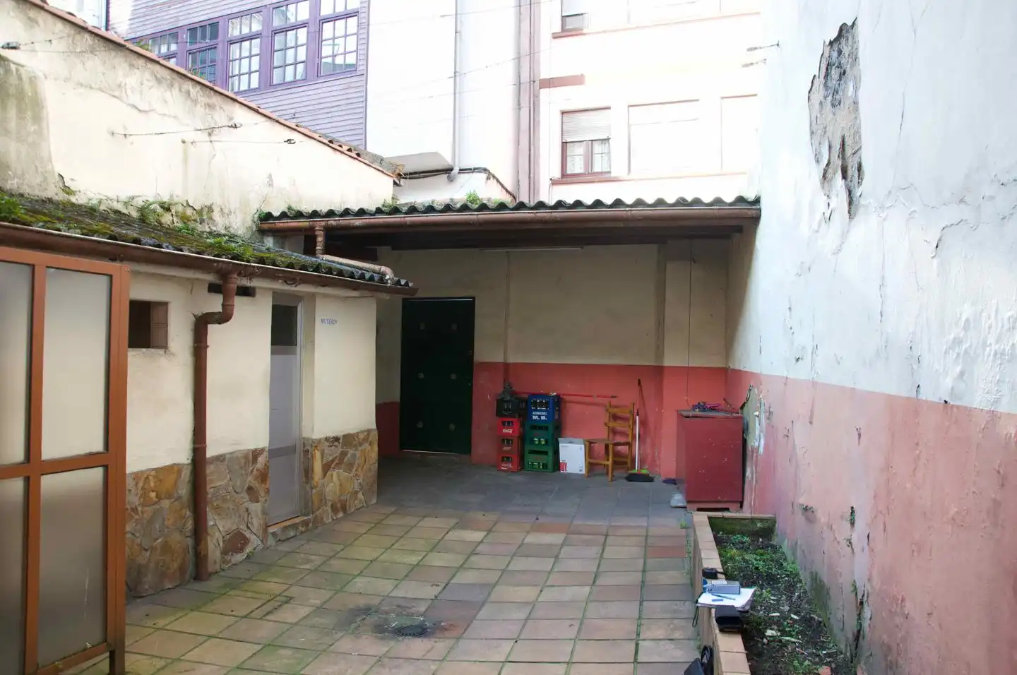 Außenansicht von Gebäude zum Verkauf in Avilés