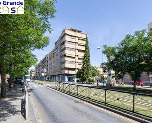 Exterior view of Flat for sale in  Granada Capital  with Air Conditioner, Heating and Parquet flooring