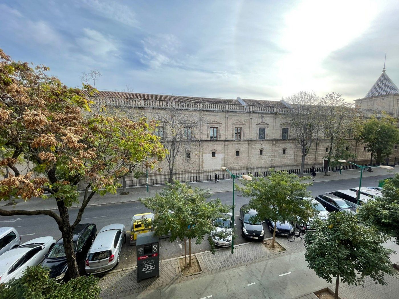 Exterior view of Flat to rent in  Sevilla Capital  with Air Conditioner, Heating and Terrace
