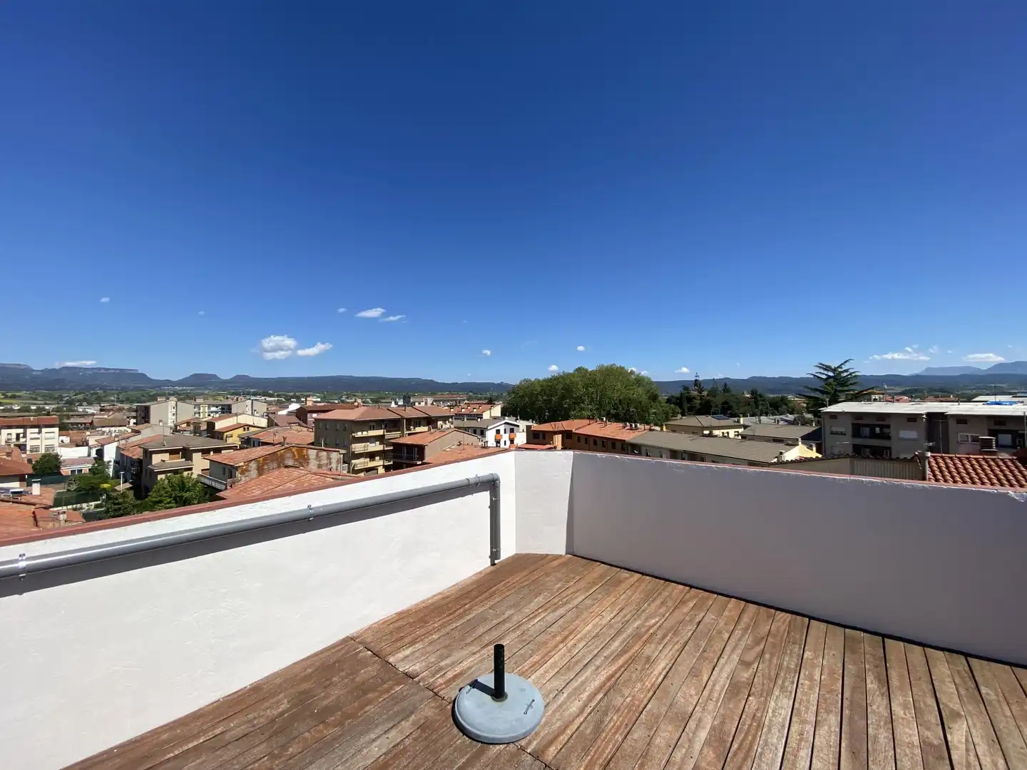 Terrasse von Maisonette zum Verkauf in Manlleu mit Heizung, Parkett und Terrasse