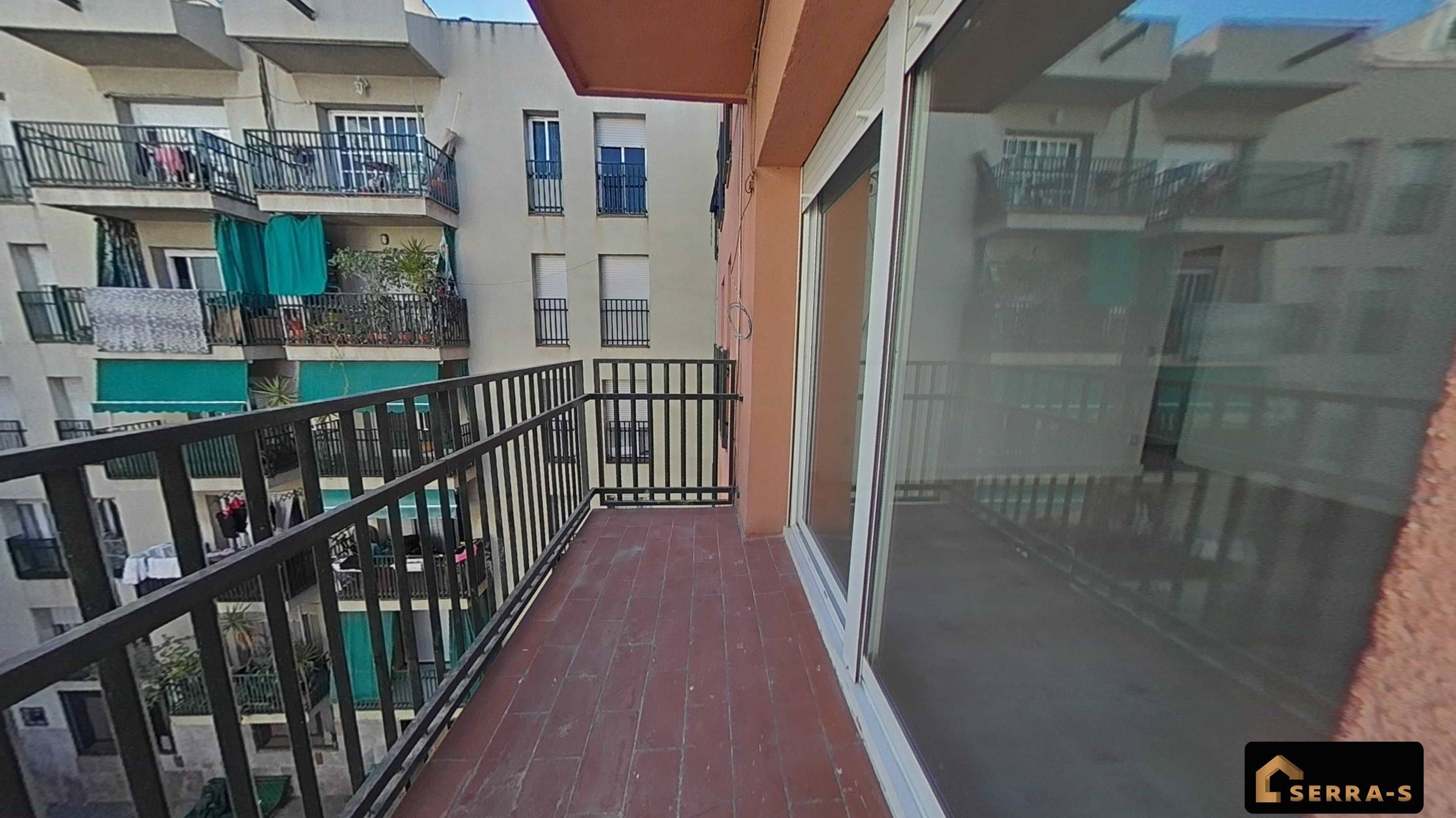 Piso en venta en Calle COLOMBIA, Rocafonda