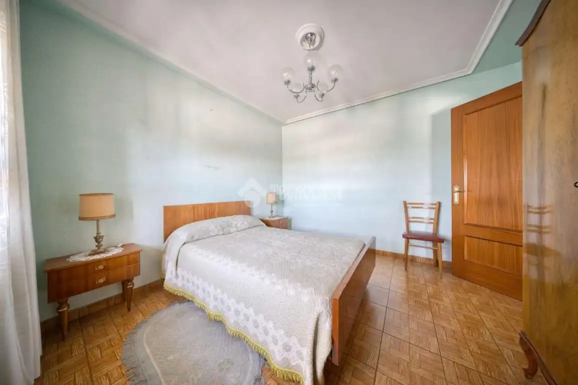 Bedroom of Flat for sale in Valladolid  with Heating