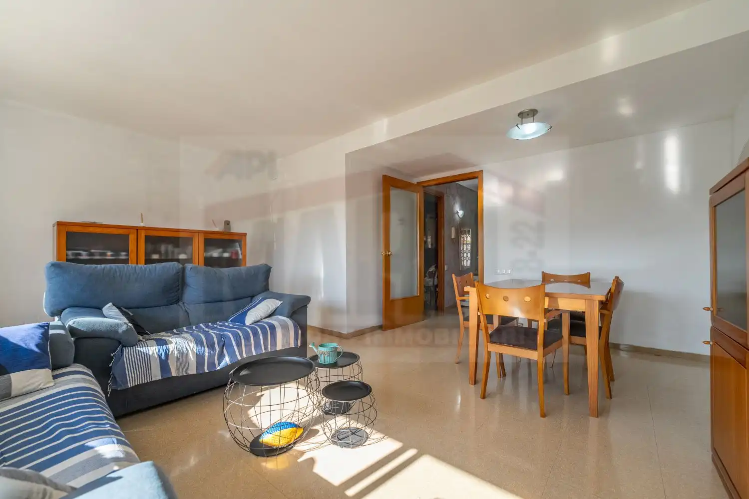 Sala de estar de Casa adosada en venta en Constantí con Aire acondicionado, Calefacción y Jardín privado