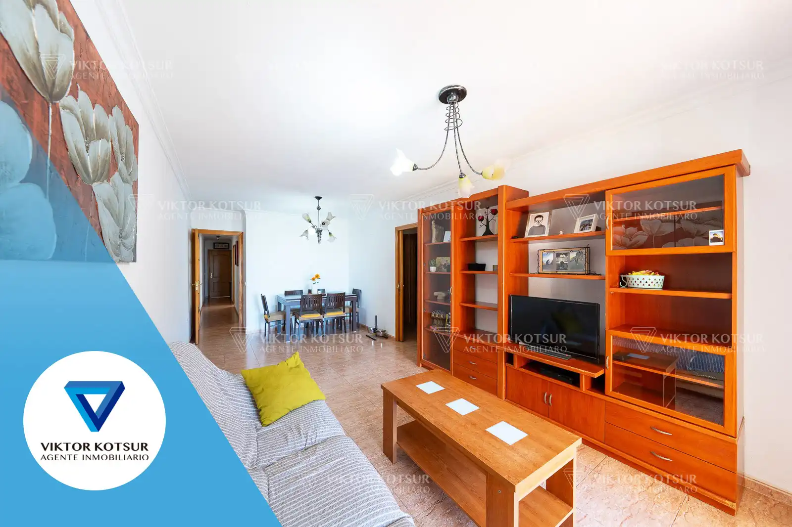 Sala de estar de Piso en venta en Roquetas de Mar con Aire acondicionado, Terraza y Amueblado