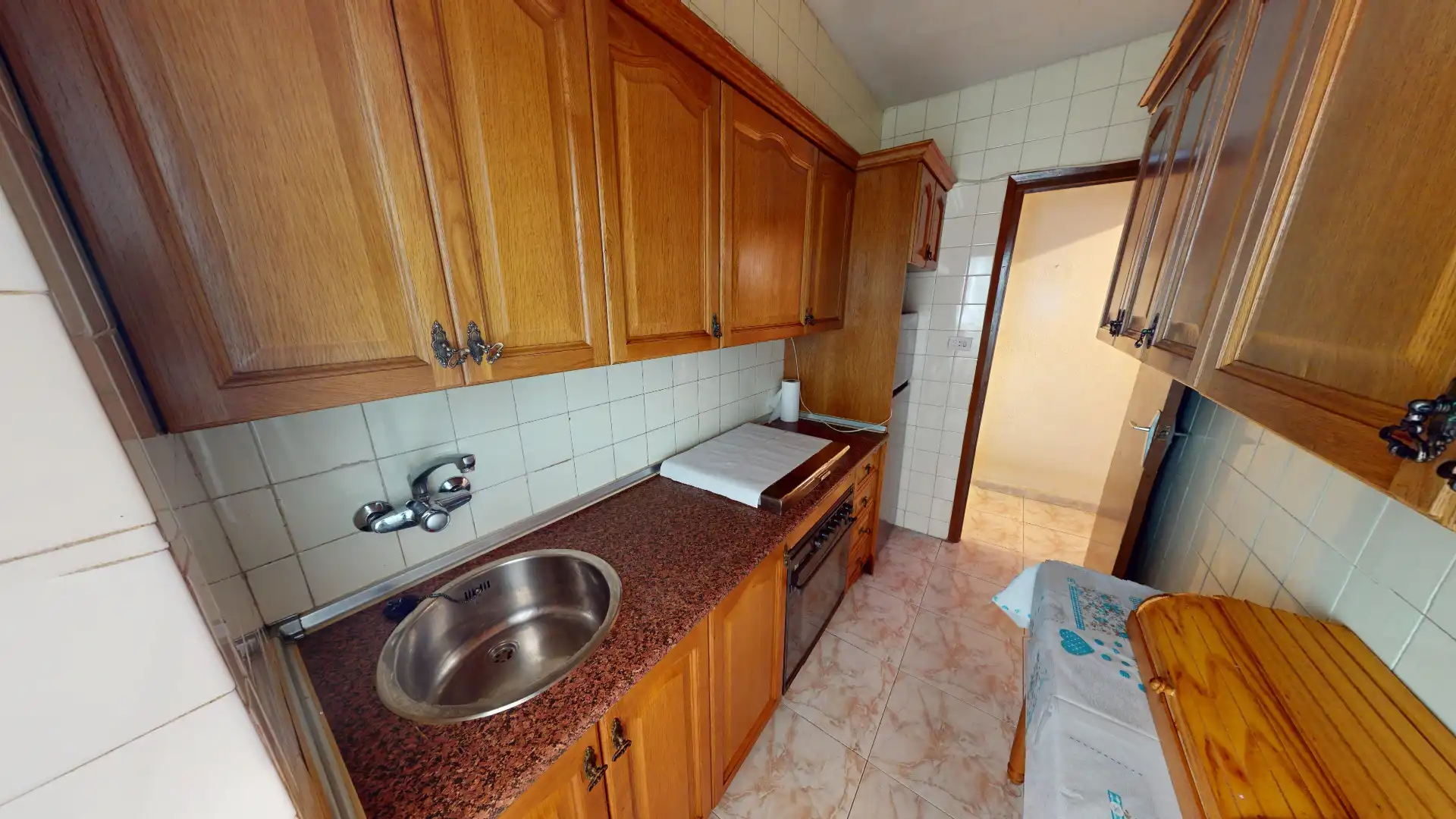 Küche von Wohnung zum Verkauf in Alicante / Alacant mit Balkon