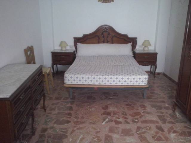 Piso en Venta en Torreperogil