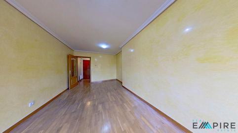 Foto 5 de Piso en venta en Reyes Católicos, Las Américas, Parla