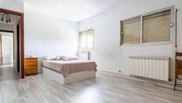 Bedroom of Flat for sale in  Madrid Capital  with Air Conditioner, Private garden and Terrace
