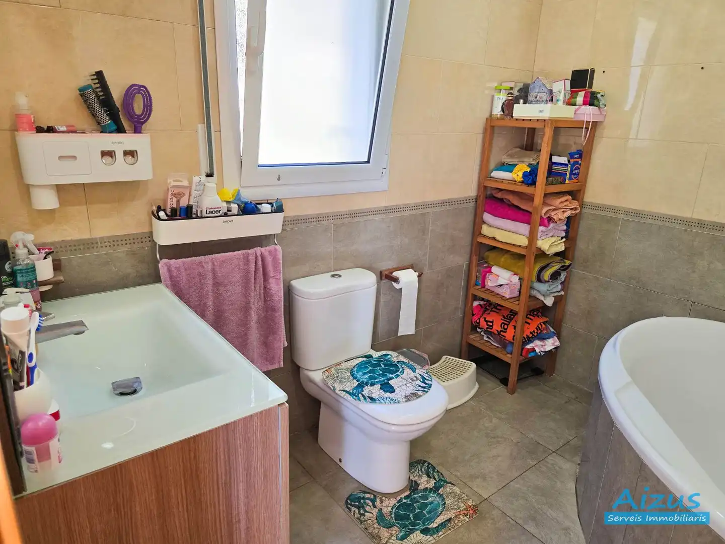 Bathroom of Houses for sale in Santa Susanna  with Air Conditioner, Terrace and Oven
