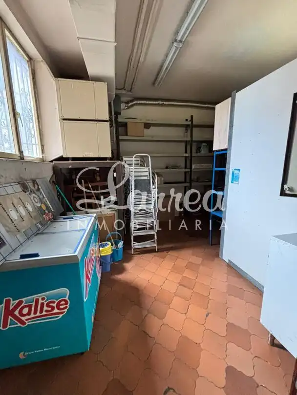 Local en venta en Amorebieta-Etxano con Amueblado