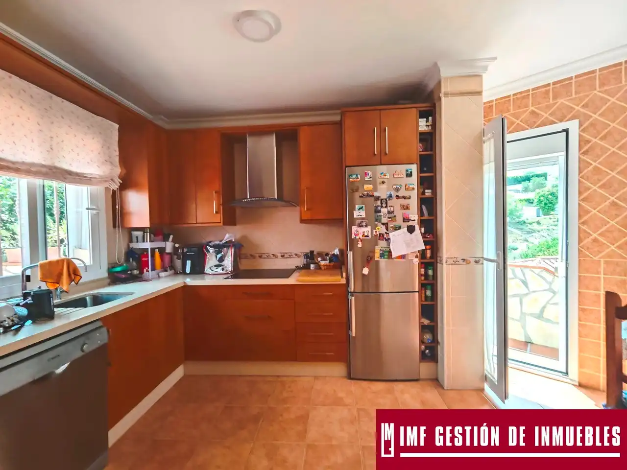 Cocina de Casa o chalet en venta en Nerja con Jardín privado, Terraza y Piscina comunitaria