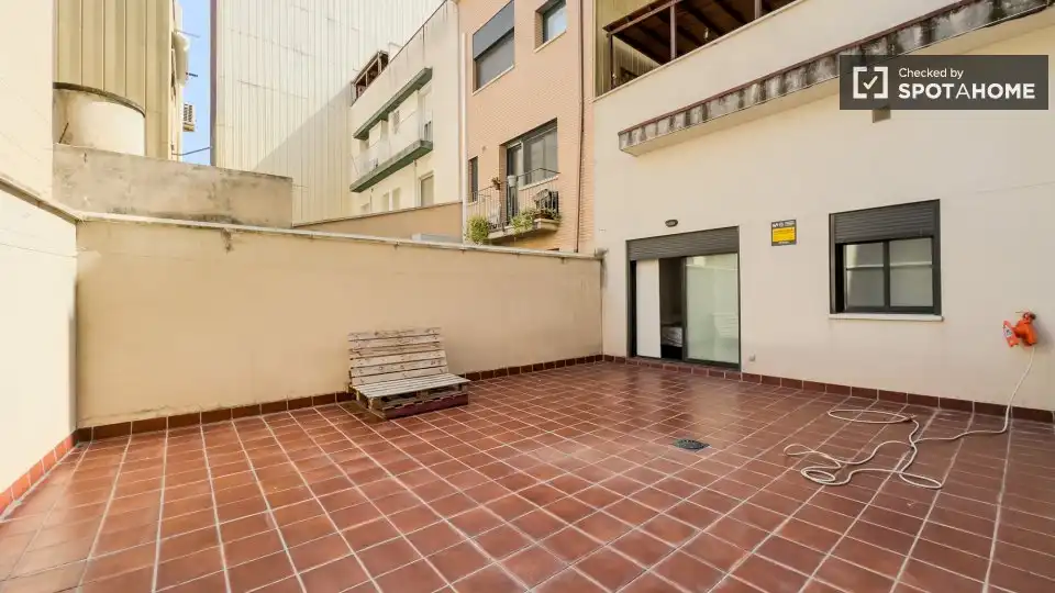 Appartamento con terrazza in affitto a Gorg - Progrés, imagen 13