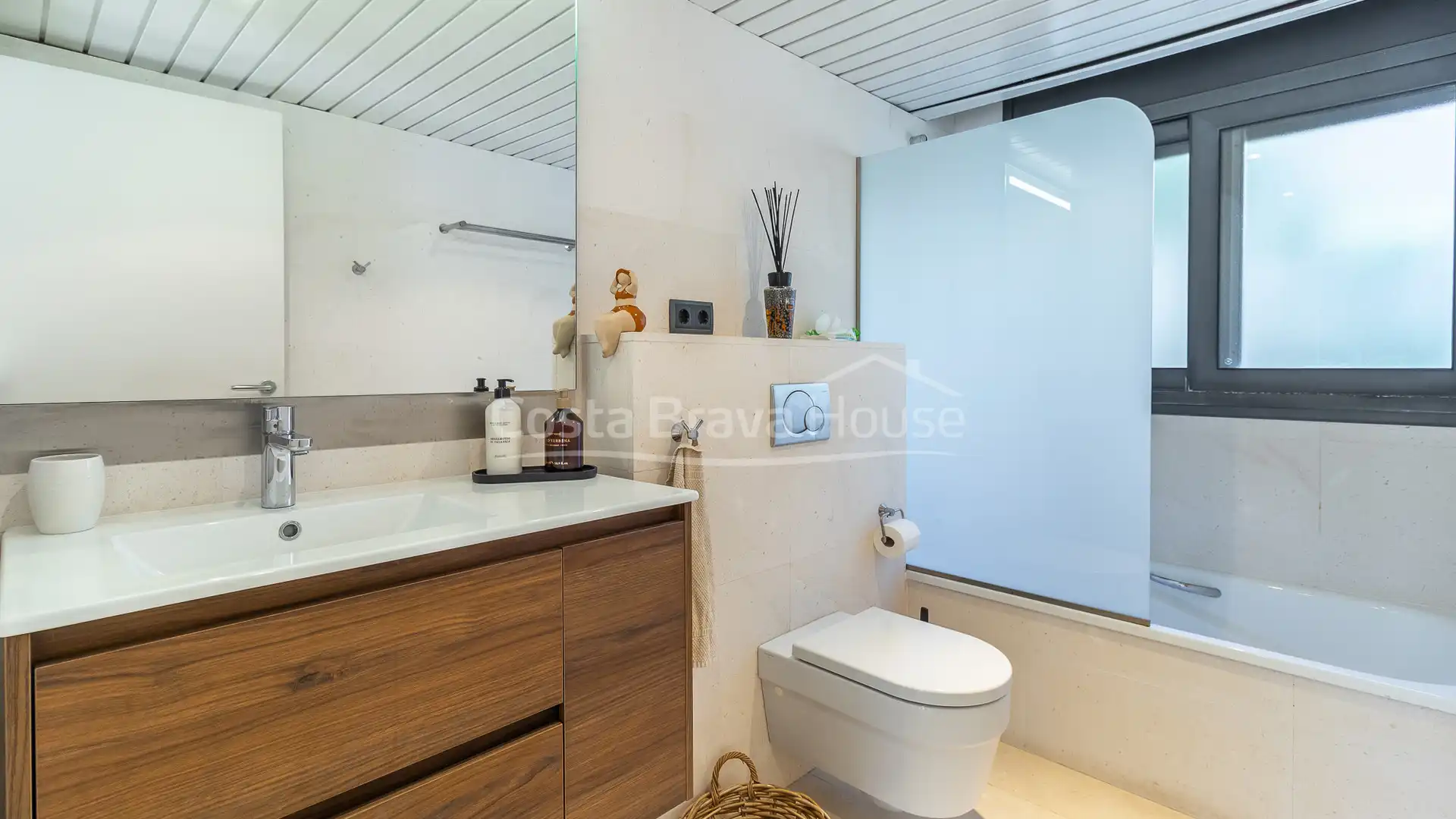 Bathroom of Houses for sale in Pals  with Air Conditioner, Heating and Private garden