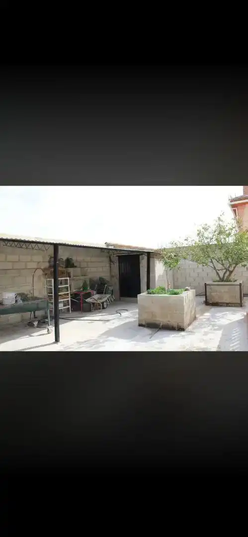 Vista exterior de Casa o chalet en venta en La Rambla con Aire acondicionado, Piscina y Amueblado