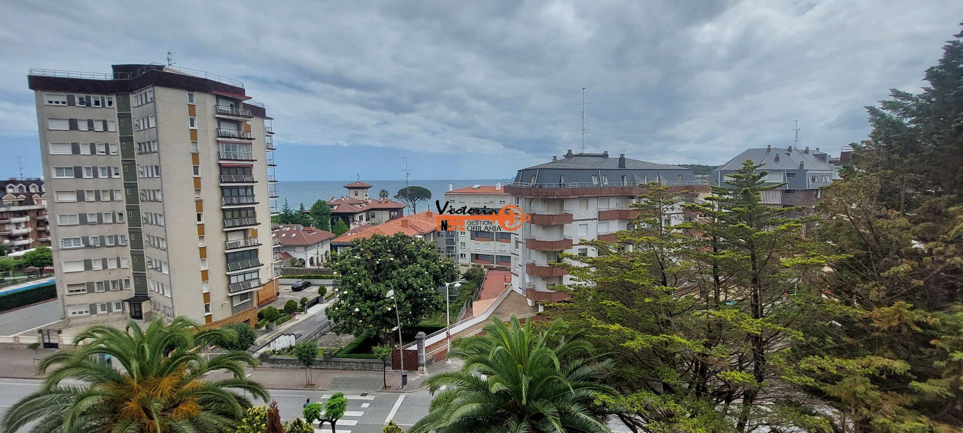 Exterior view of Flat for sale in Castro-Urdiales  with Heating, Terrace and Community pool