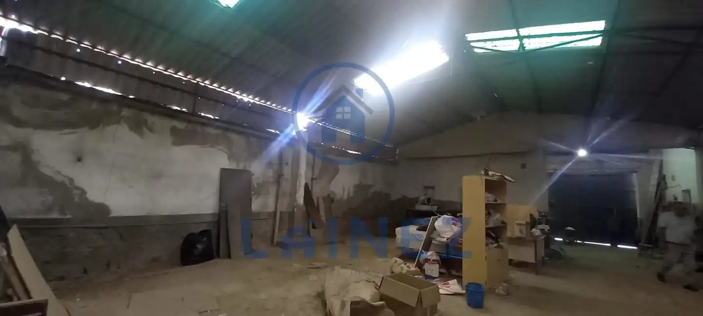 Nau industrial en venda en Belmez