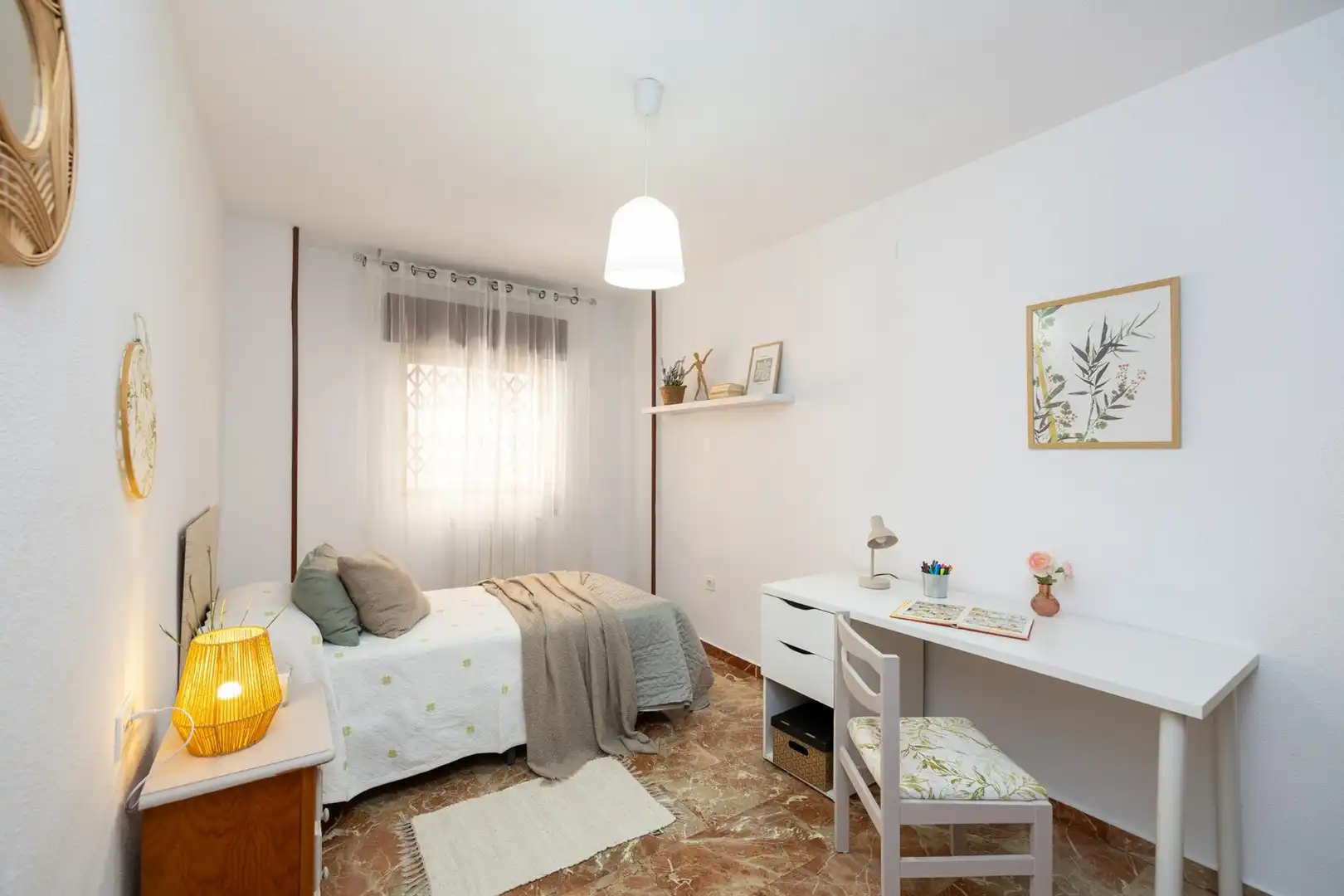 Habitación de Piso en venta en Granada con Calefacción y Balcón