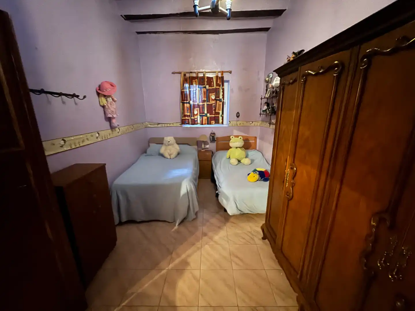 Habitación de Casa adosada en venta en Villena