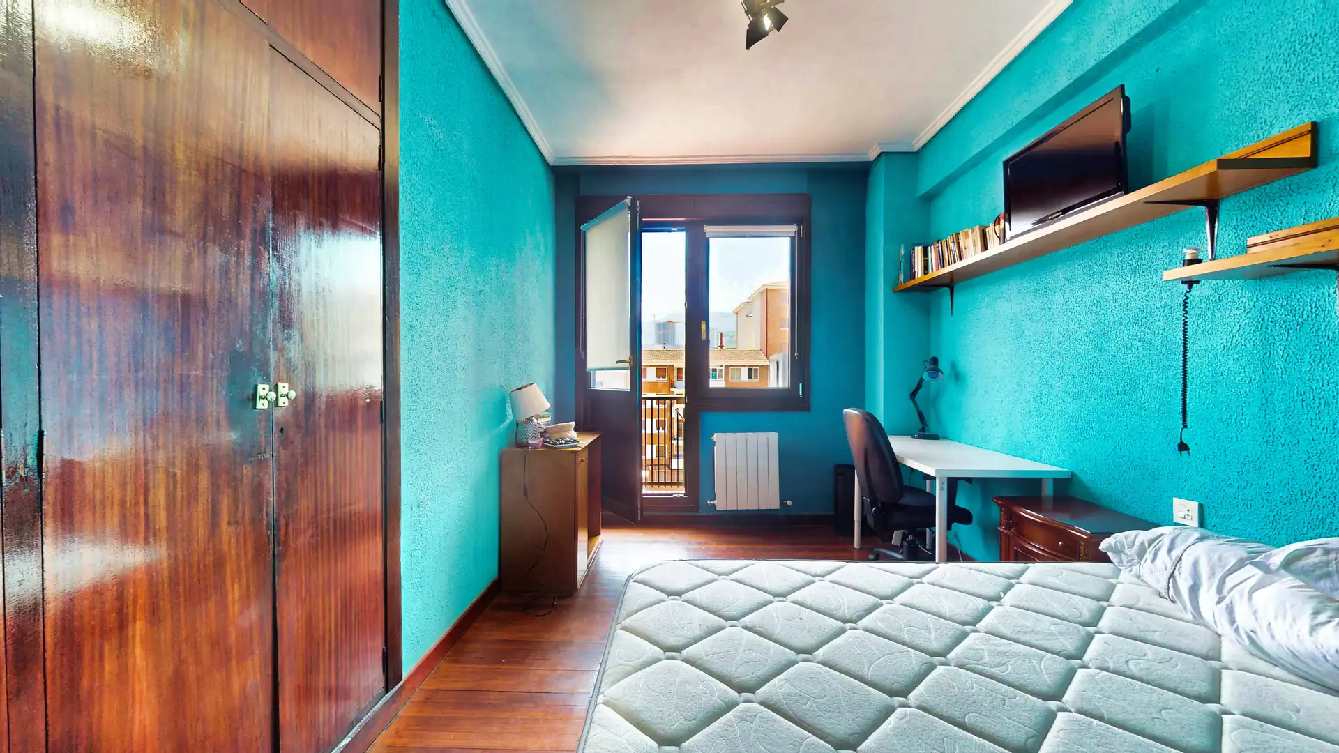 Habitación de Piso en venta en Bilbao  con Balcón