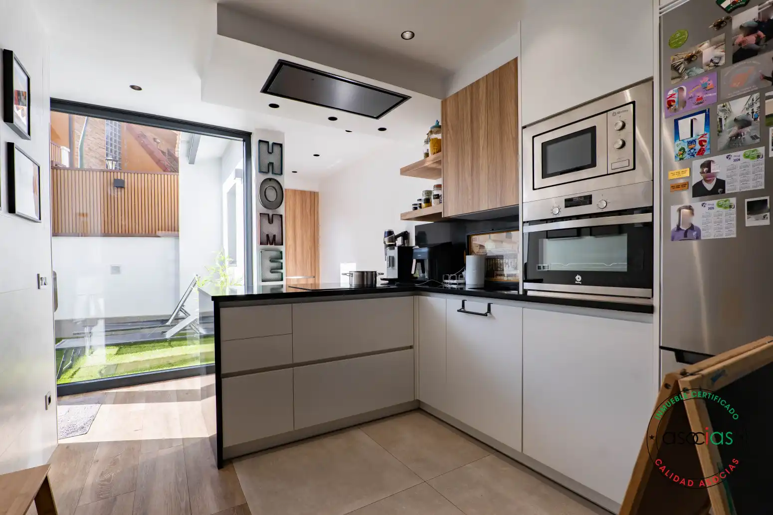 Cocina de Piso en venta en Gijón  con Calefacción, Terraza y Trastero