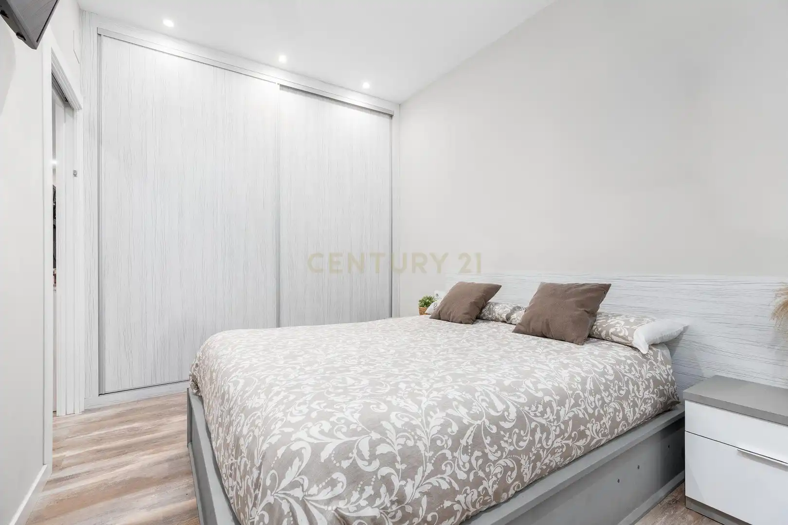 Bedroom of Apartments for sale in Mollet del Vallès  with Air Conditioner and Swimming Pool