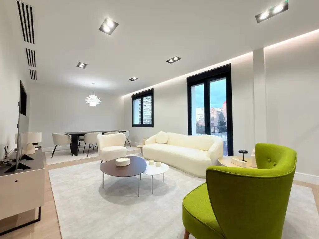 Sala de estar de Piso en venta en Madrid con Aire acondicionado, Calefacción y Amueblado
