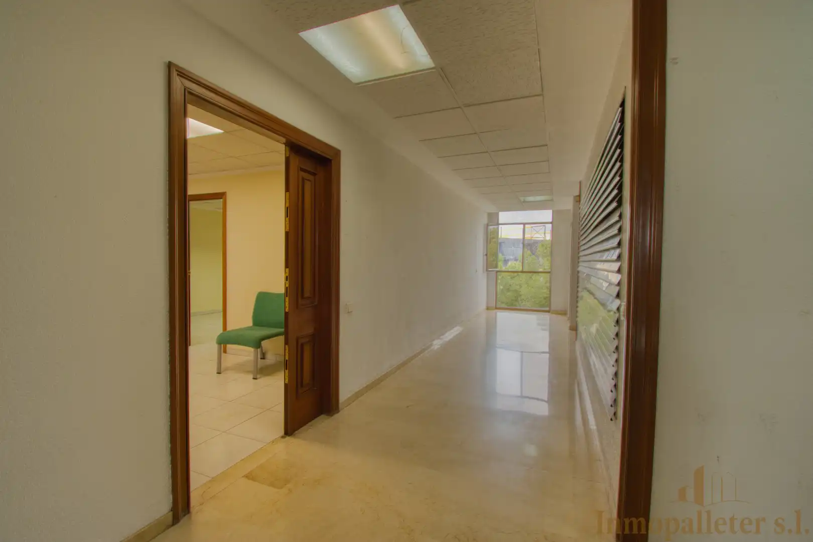 Büro zum Verkauf in Valencia mit Klimaanlage und Möbliert