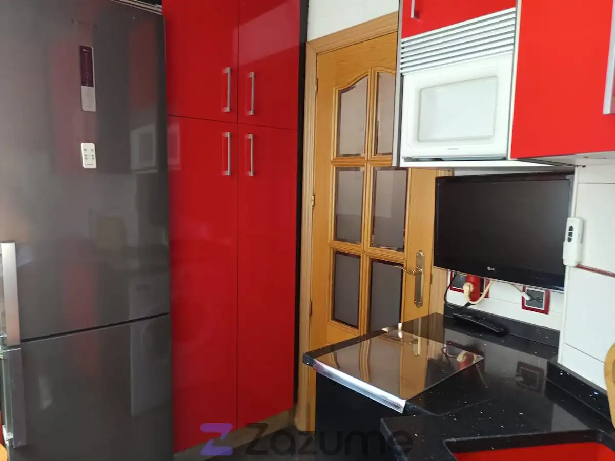 Kitchen of Flat for rent in Madrid  with Air Conditioner, Heating and Parquet flooring